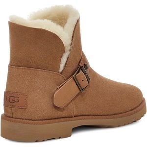 Ugg Women’s Romely Short Ankle Boots